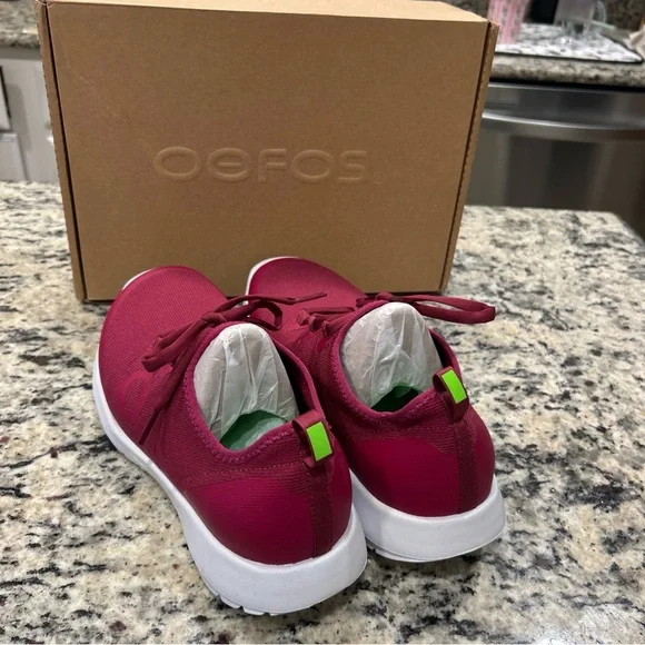 Women OOFOS Size 9 OOMG Sport LS Rosebud 100% Original Brand New - Picture 2 of 4